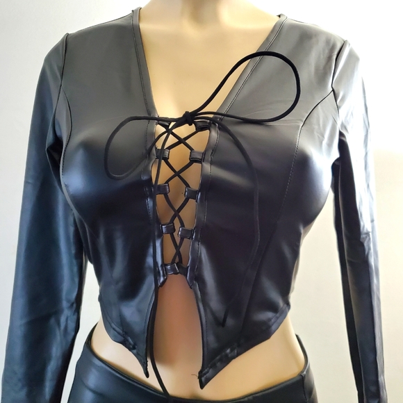 Vegan Faux Leather Mini Skirt Outfit - Picture 6 of 12